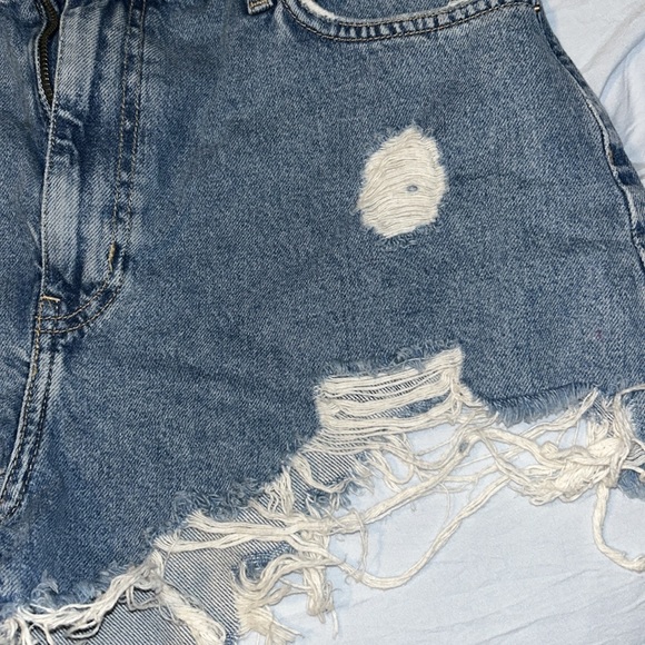 Distressed Jean Shorts - Picture 3 of 5